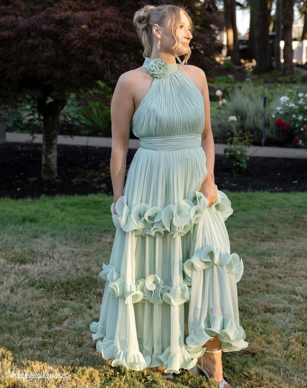 Green Sleeveless Chiffon Halter Neck Ruffle Midi Dress