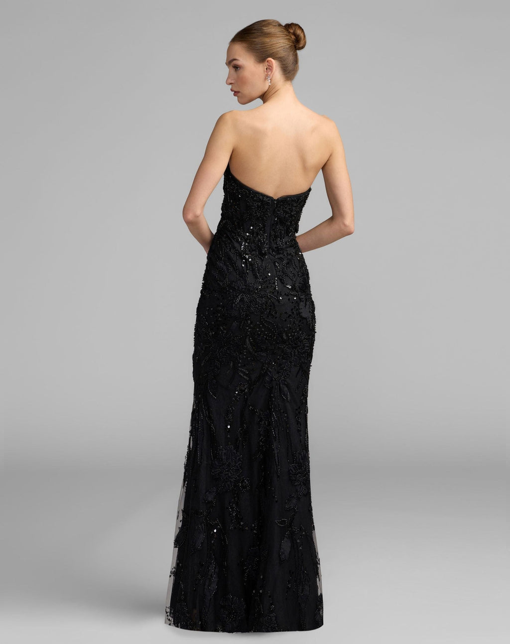 Black Embellished Lace Strapless Sweetheart Gown