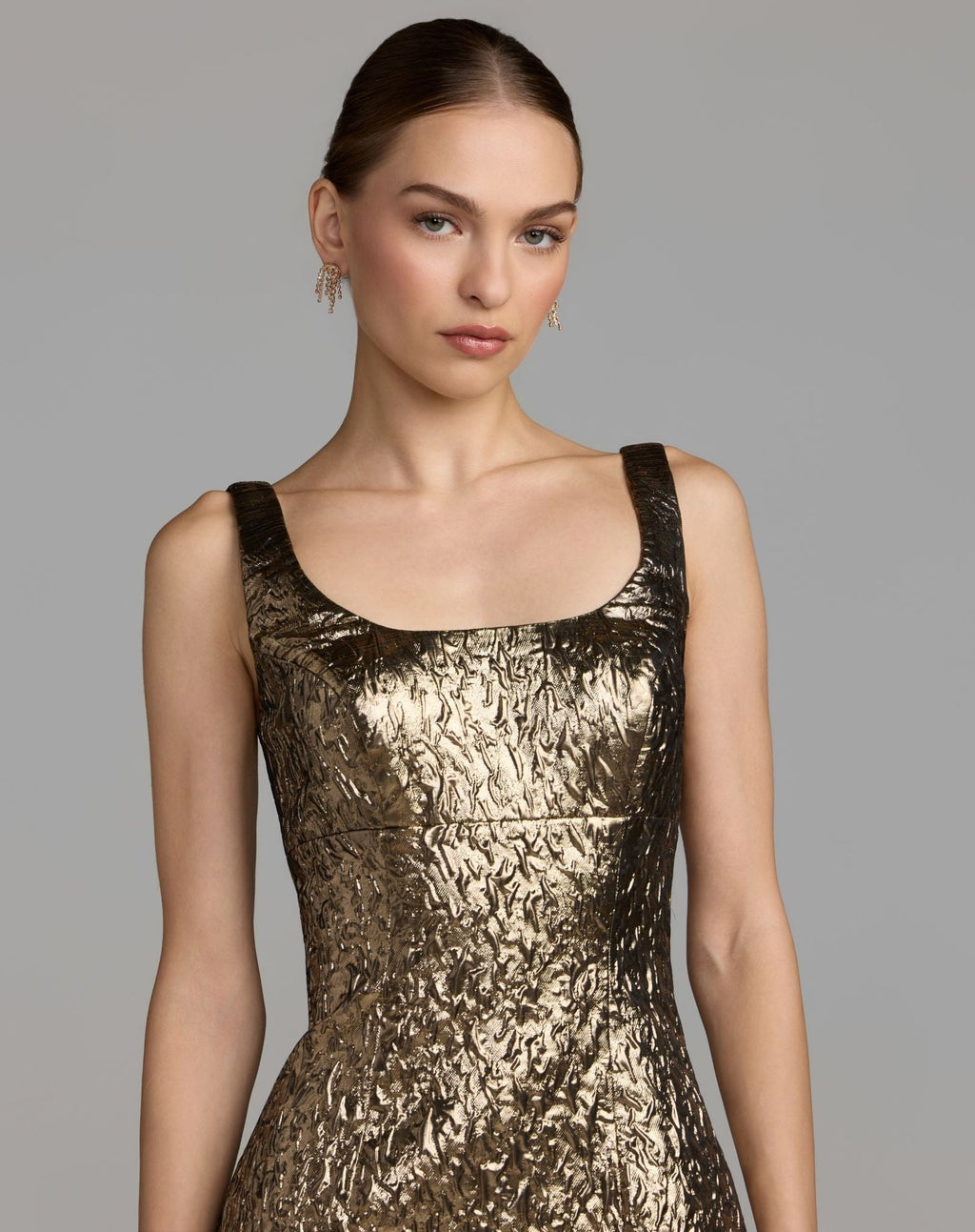 Gold Metallic Scoop Neck Brocade Midi Dress