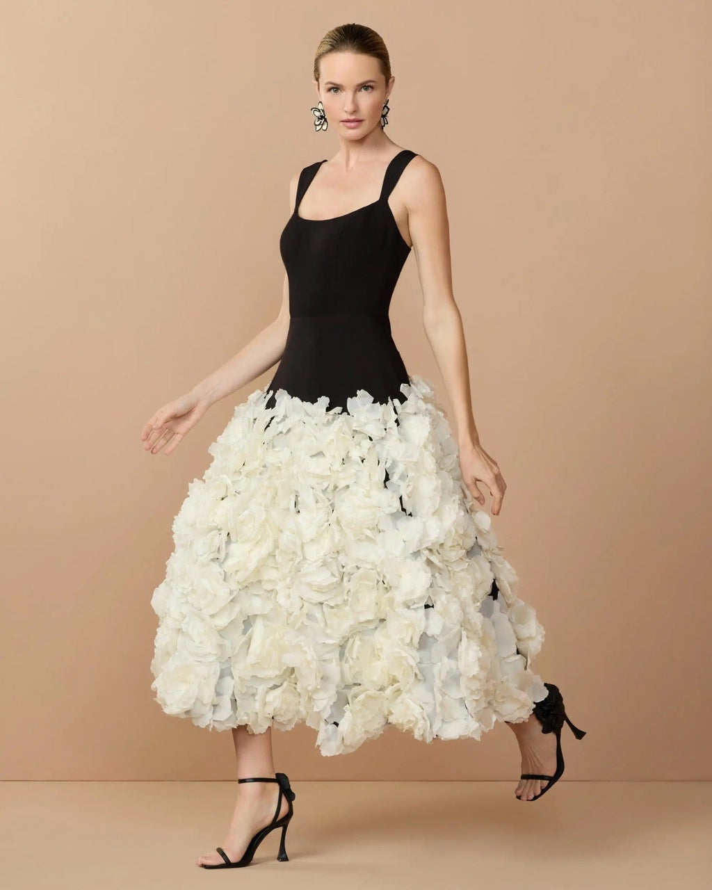 Black Cream Scoop Neck 3D Floral A-Line Midi Dress