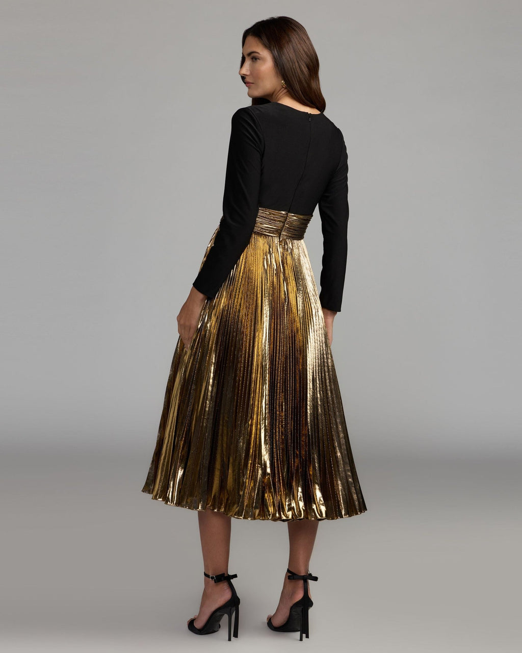 Black Gold Long Sleeve Pleated Midi Dress