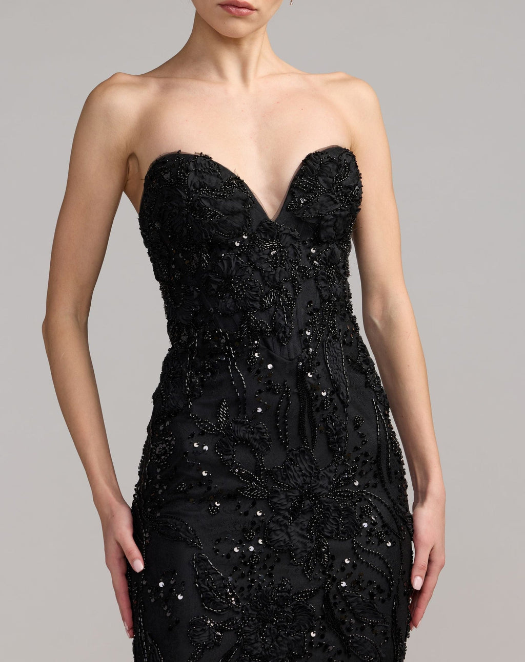 Black Embellished Lace Strapless Sweetheart Gown
