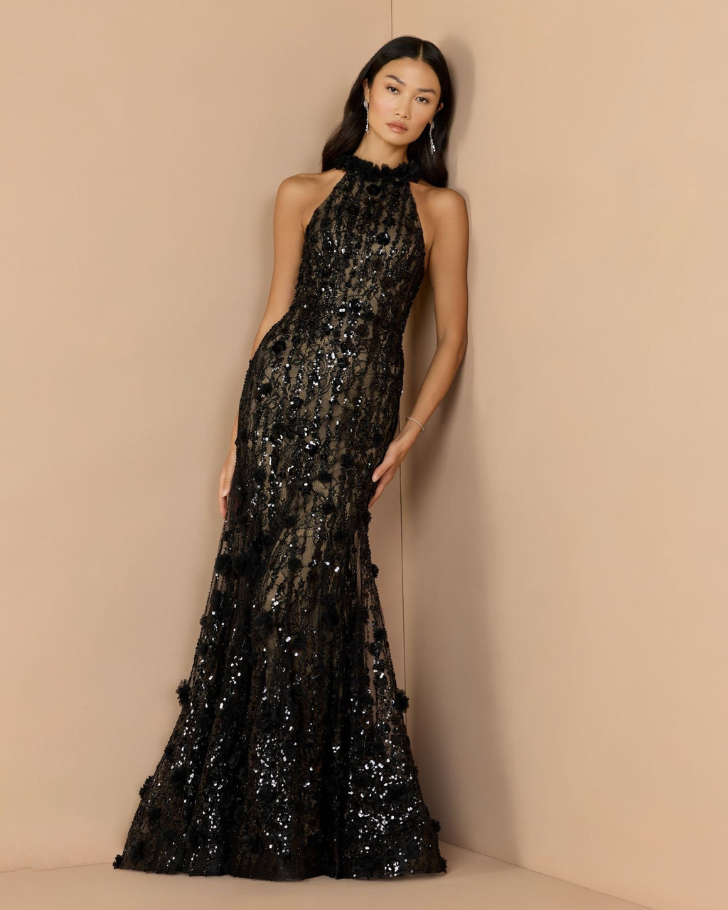 Petite Black Nude Embellished Lace Sleeveless Halter Neck Gown