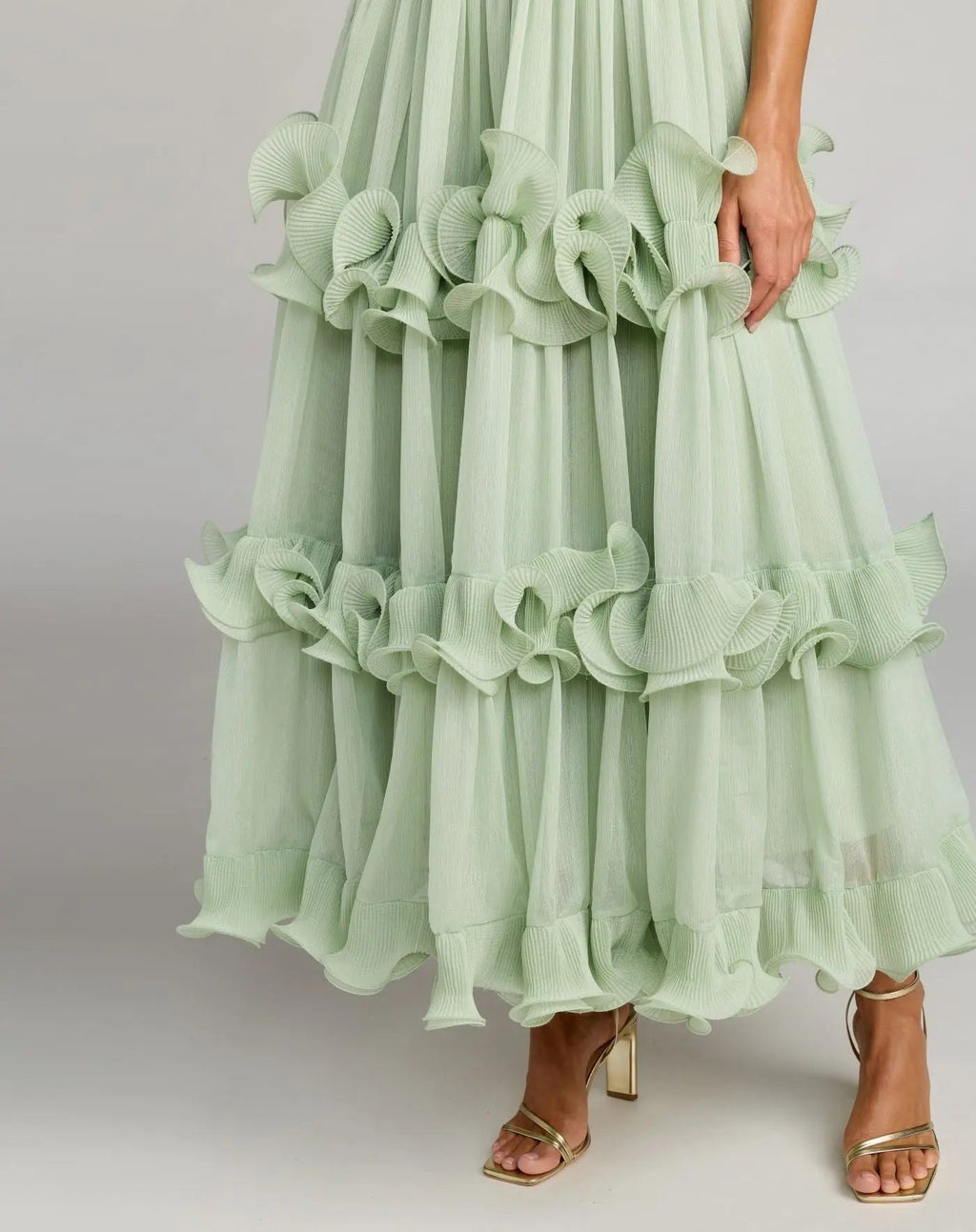 Green Sleeveless Chiffon Halter Neck Ruffle Midi Dress