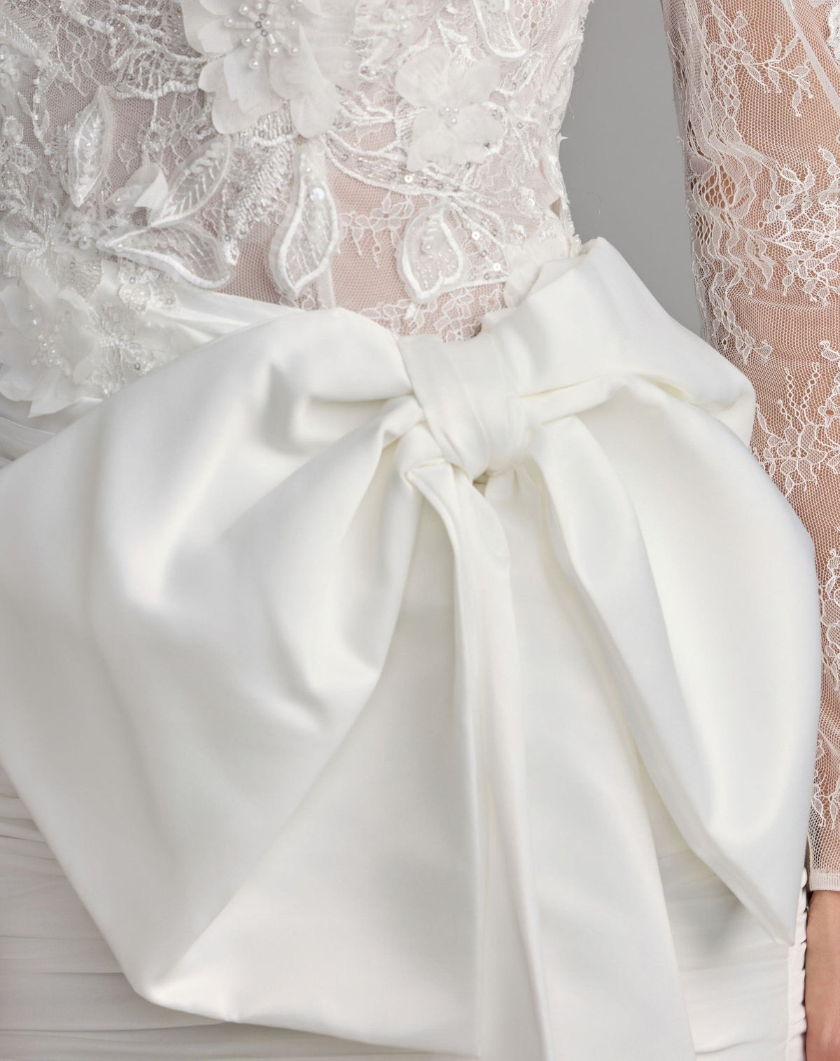 Ivory Embroidered Long Sleeve Taffeta Mini Dress