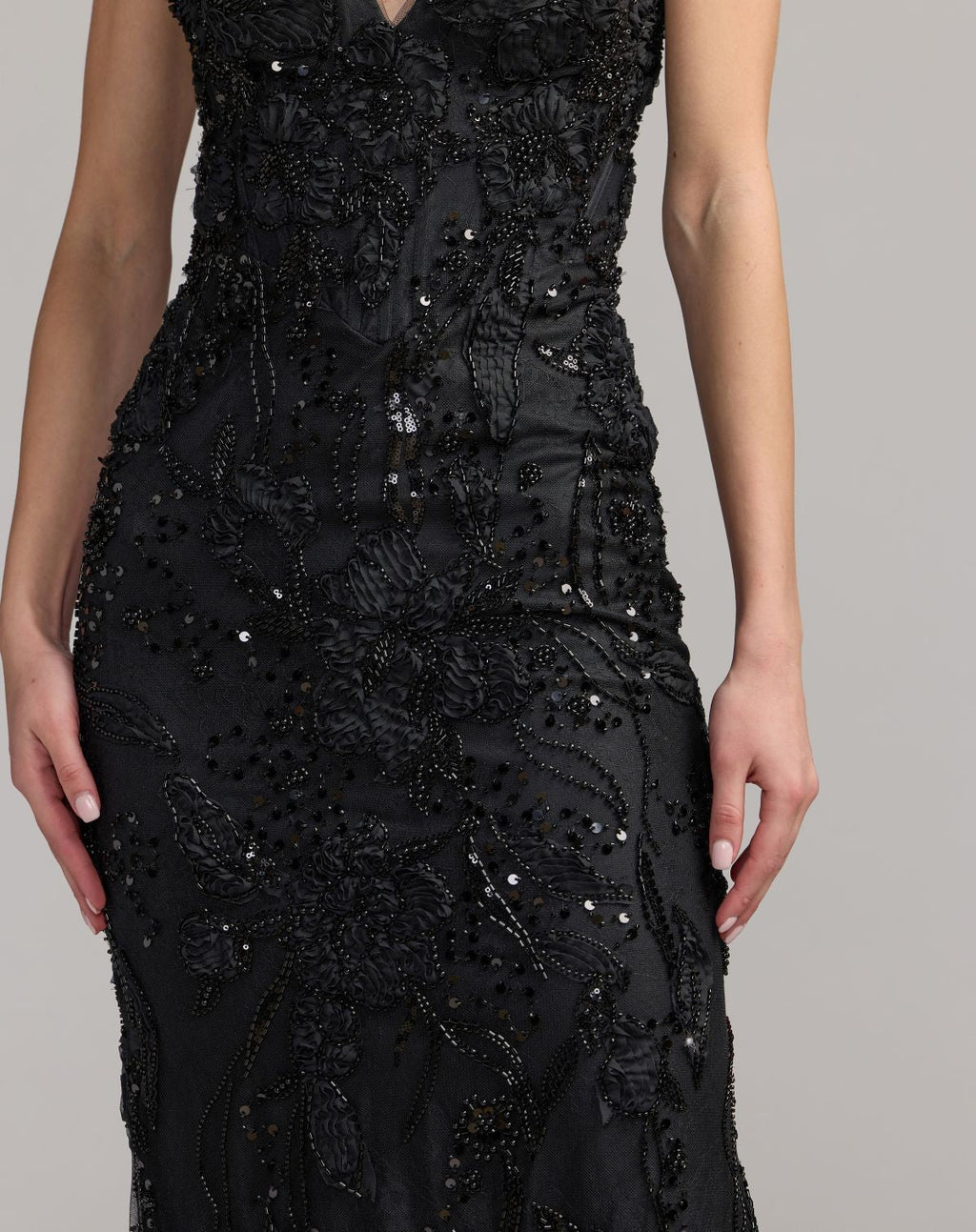 Black Embellished Lace Strapless Sweetheart Gown