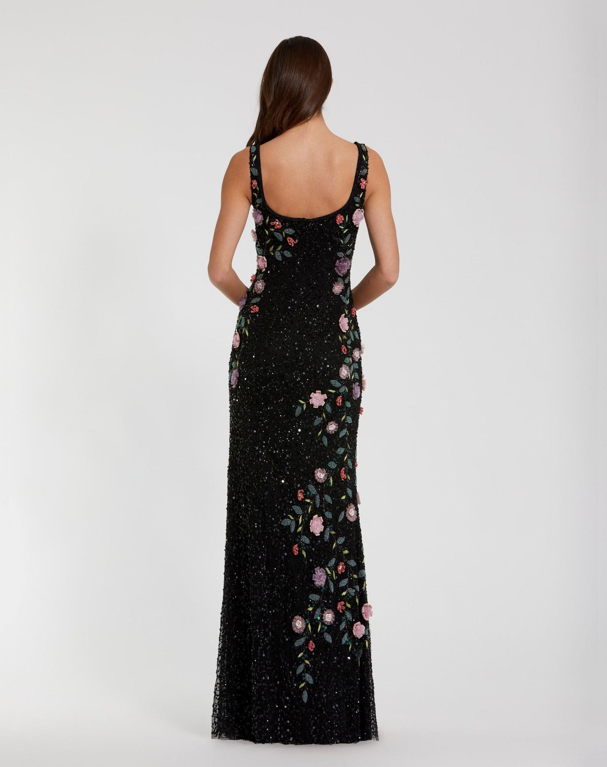 Petite Black Floral Beaded Scoop Neck Sleeveless Gown