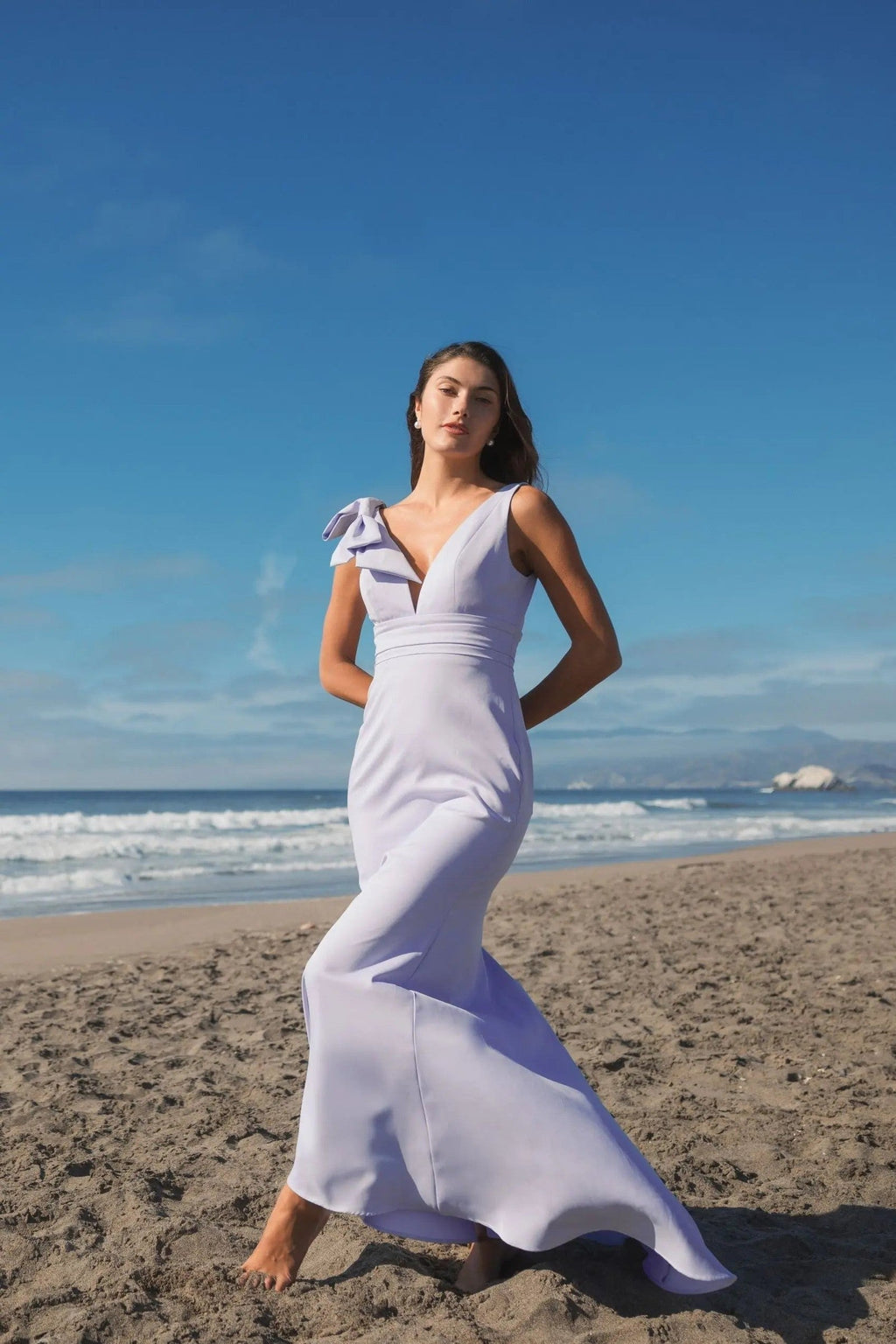 Lilac Sleeveless V Neck Bow Detail Mermaid Gown